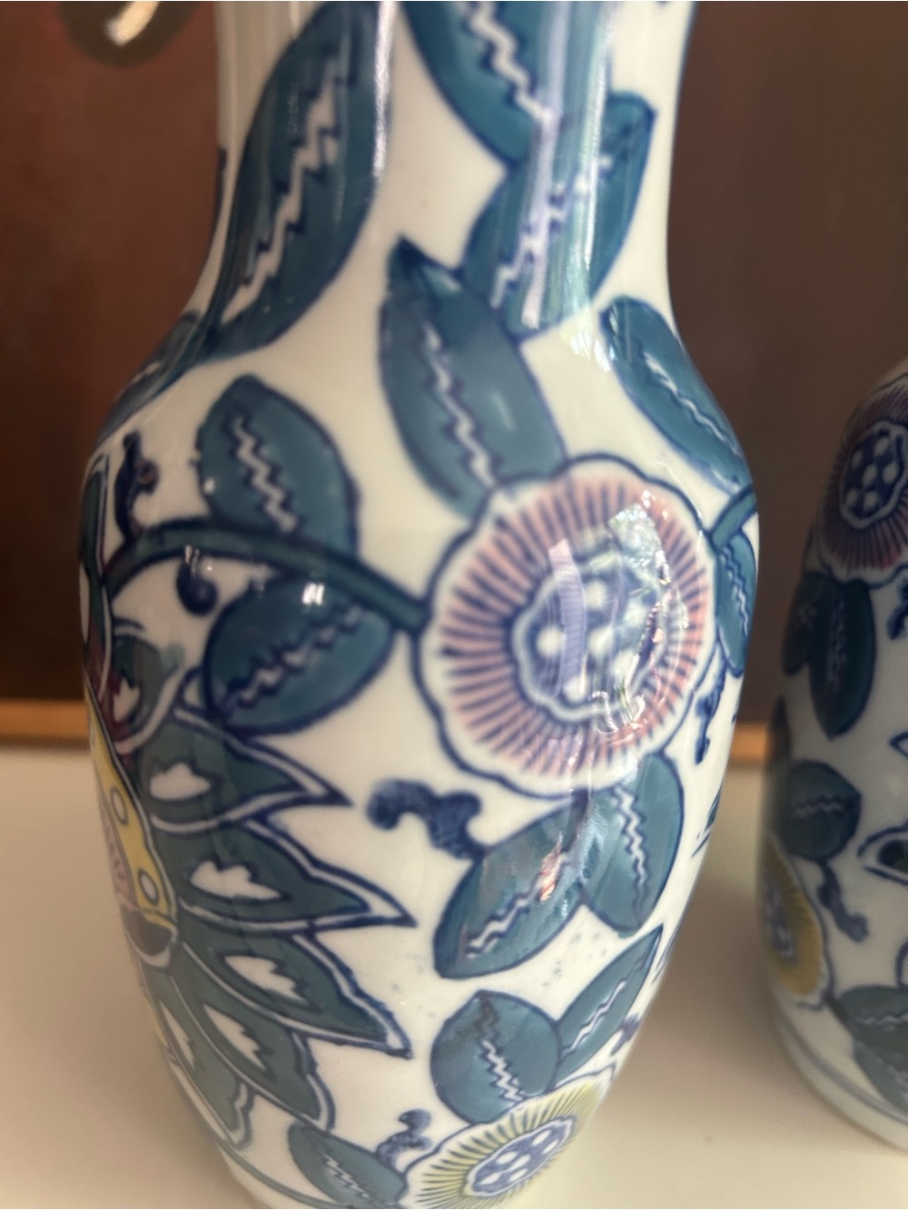 Pair Blue White Floral Ceramic Bud Vases Teal Pink Yellow Chinoiserie Decor - Picture 13 of 16